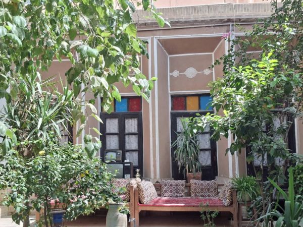 اقامتگاه بومگردی خانه خشتی یزد